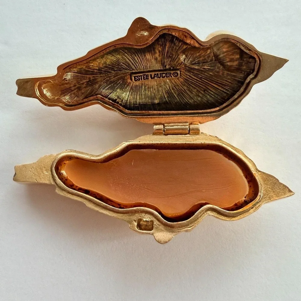 Vintage Estée Lauder White Linen Parrot Solid Perfume Compact .07 oz